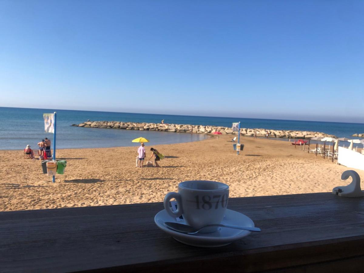 Residence Romeo Marina di Ragusa Εξωτερικό φωτογραφία